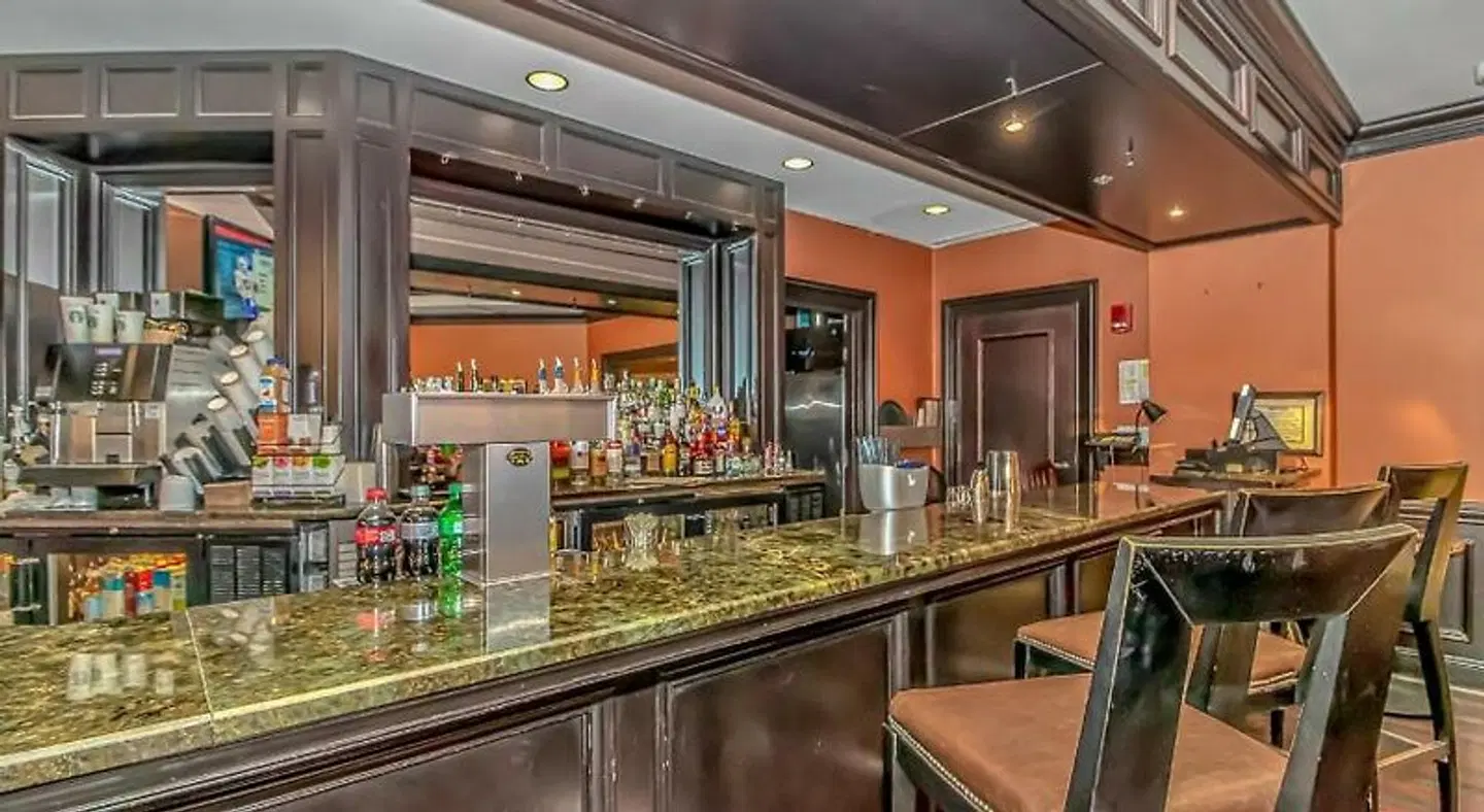 Marina Inn at Grande Dunes Bar