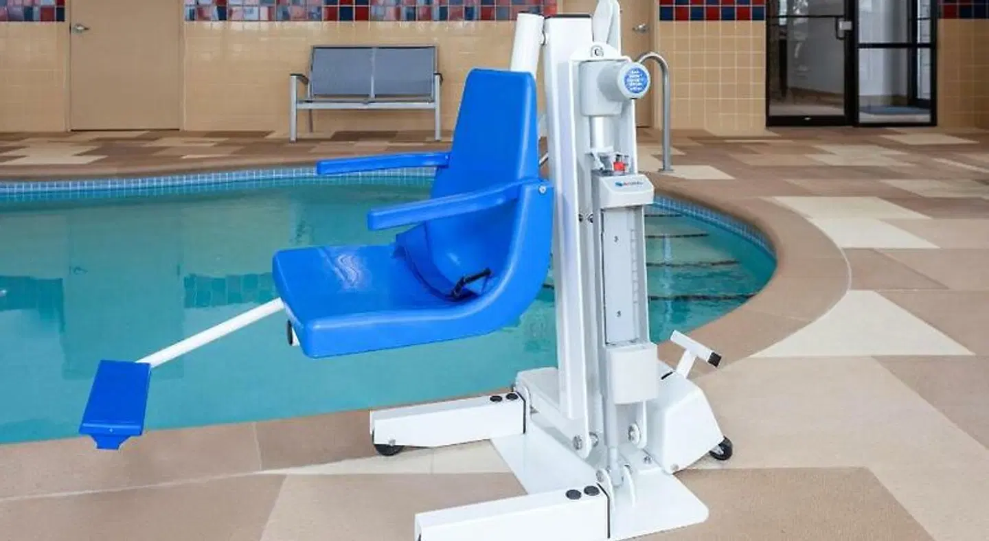 Hampton Inn & Suites Alexandria SPORTS_AND_LEISURE