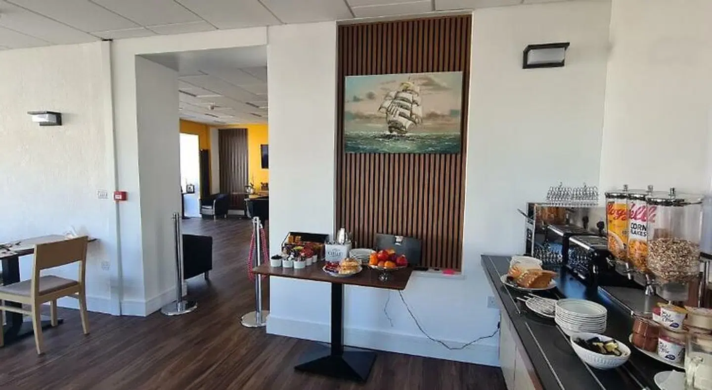 Torland Hotel ROOM_EXAMPLE