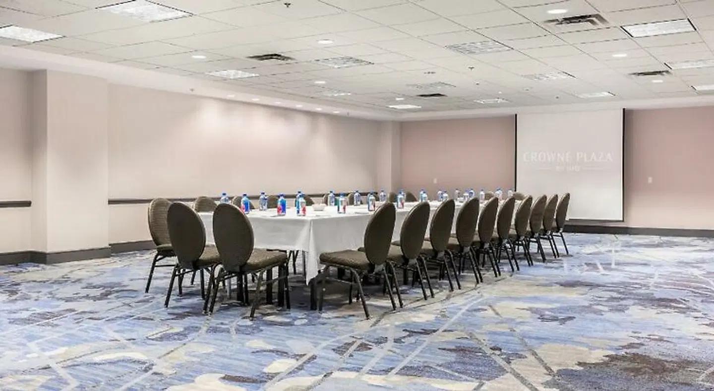 Crowne Plaza Kansas City Downtown by IHG Konferenz