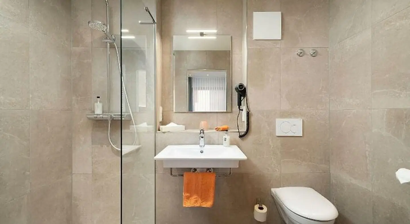 City-Hotel Badezimmer