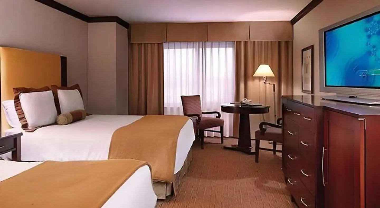 Ameristar Casino Hotel Kansas City ROOM_EXAMPLE