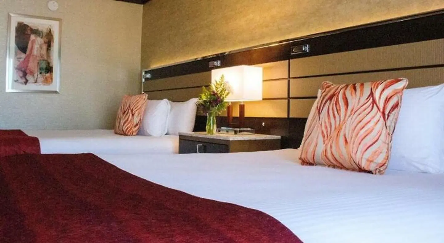 Ameristar Casino Hotel Kansas City ROOM_EXAMPLE