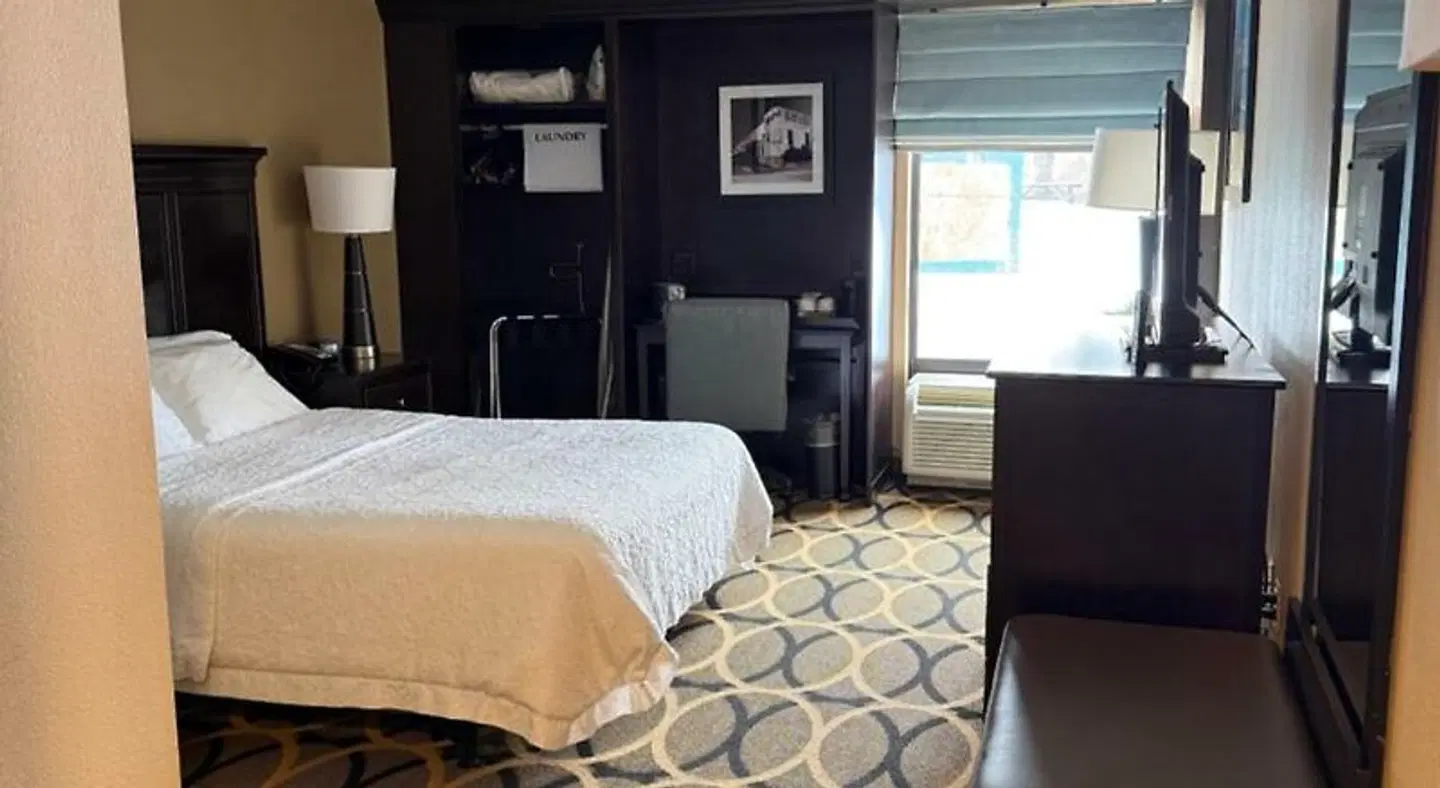 Hampton Inn Harrisburg/Grantville/Hershey ROOM_EXAMPLE
