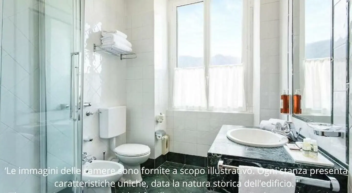 Grand Hotel Arenzano Badezimmer