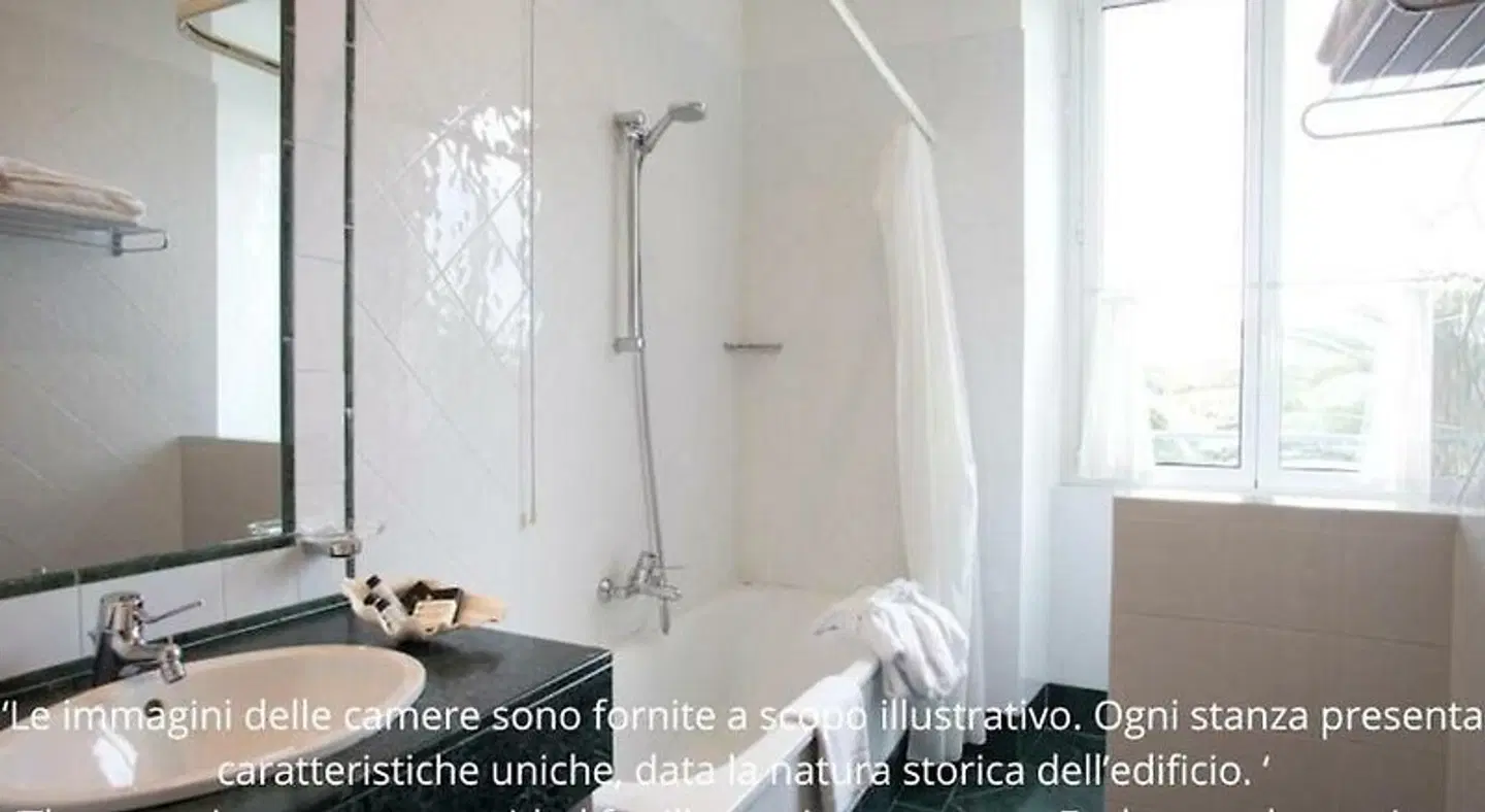 Grand Hotel Arenzano Badezimmer