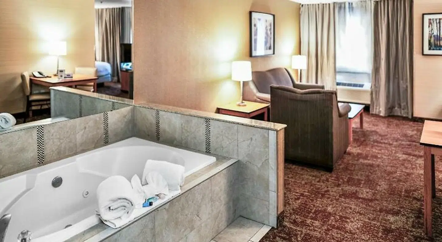 Crystal Inn Hotel & Suites - Midvalley Badezimmer