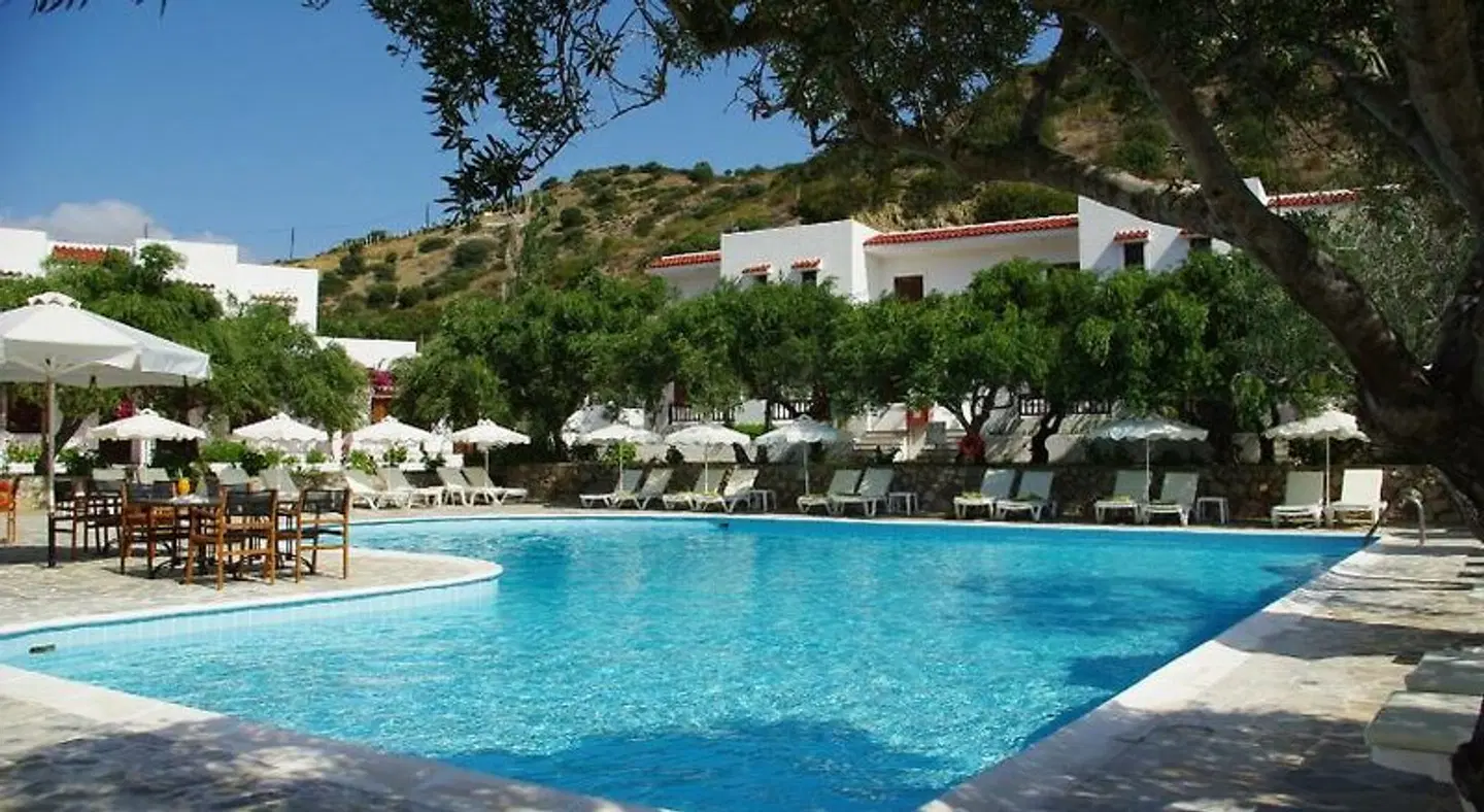 Astron Hotel OUTDOOR_POOL