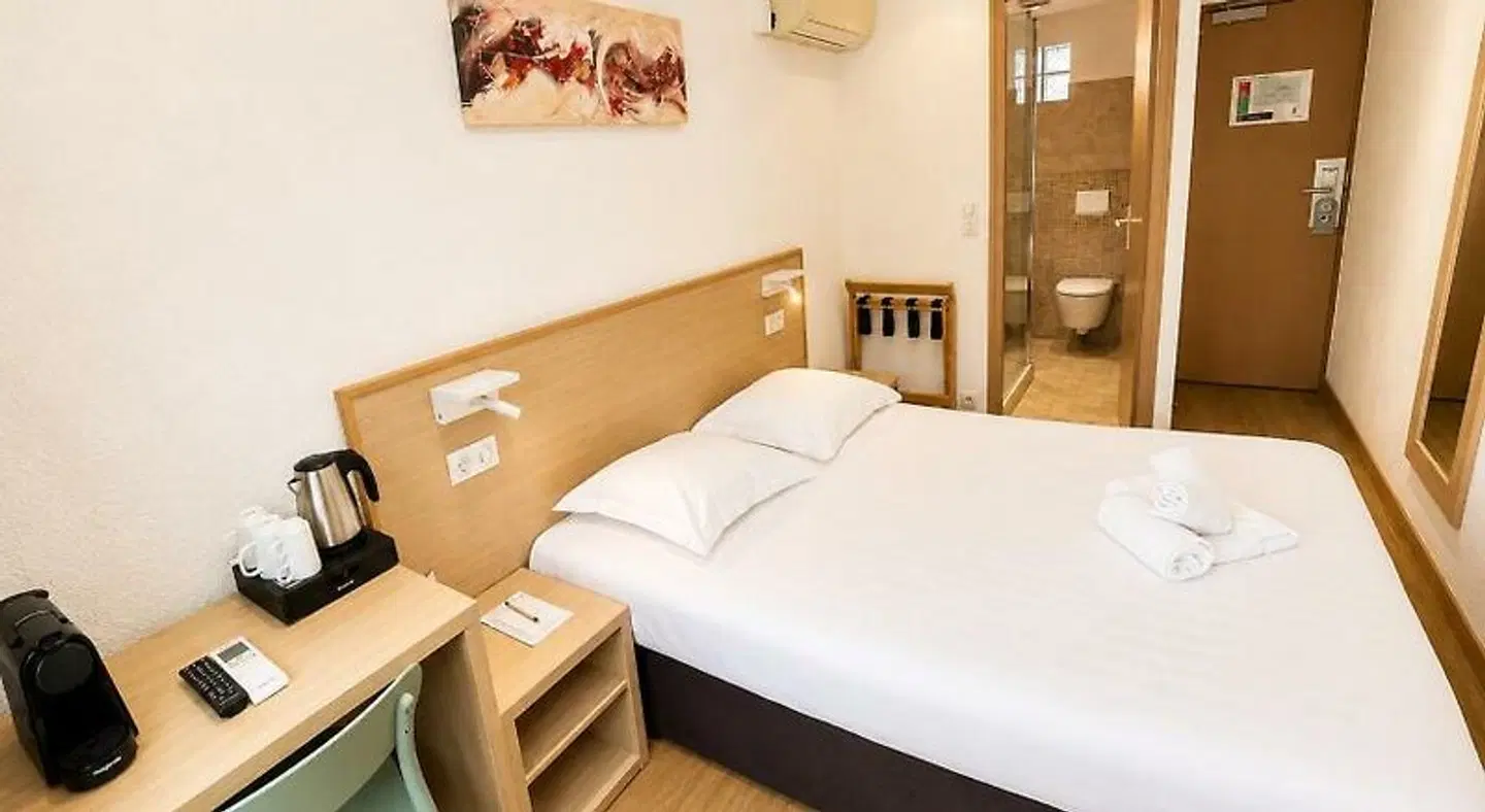 Holzer II ROOM_EXAMPLE
