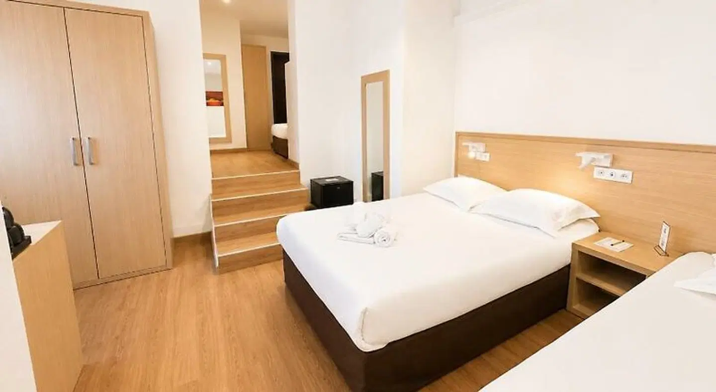 Holzer II ROOM_EXAMPLE