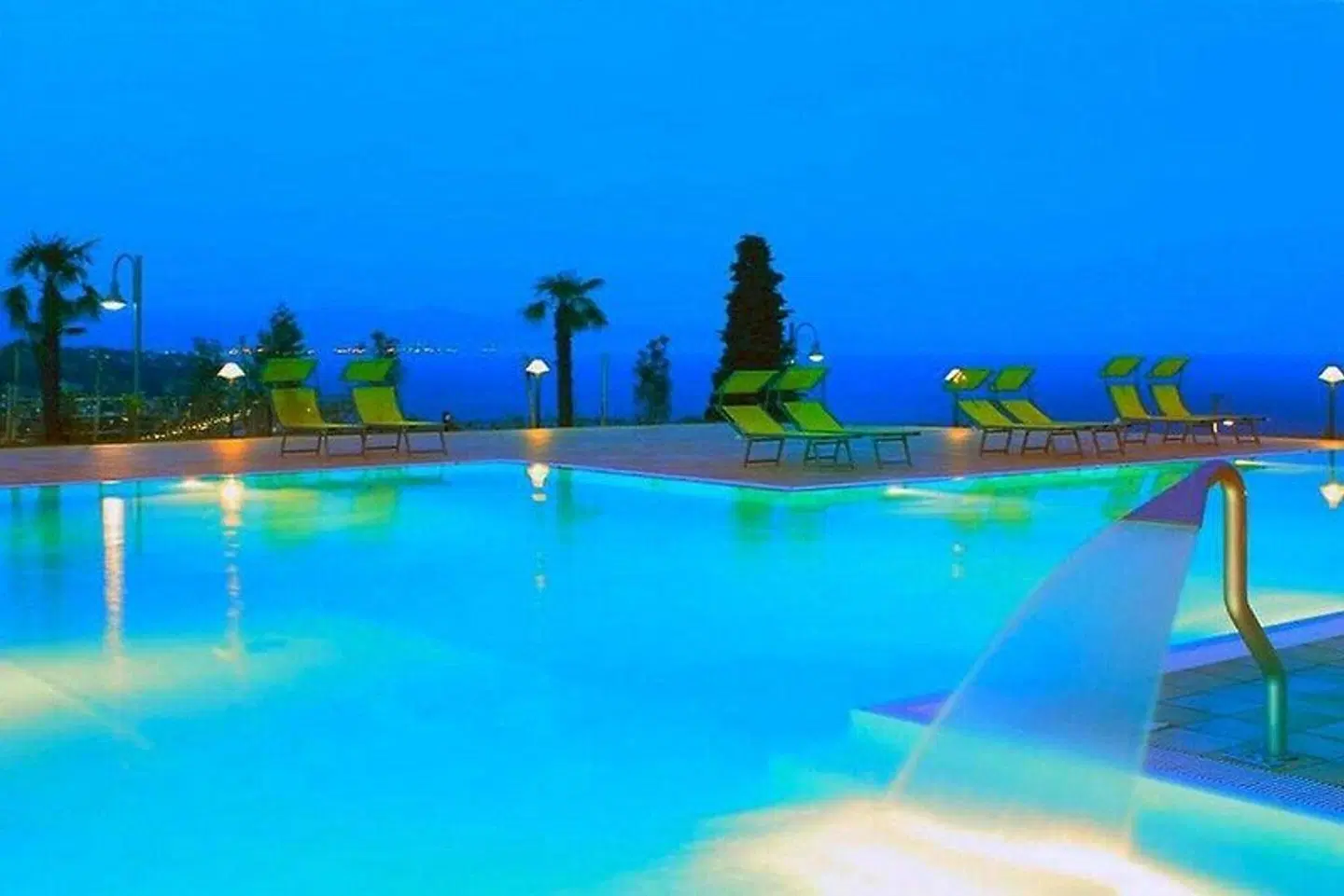 Residence Villa Beuca OUTDOOR_POOL
