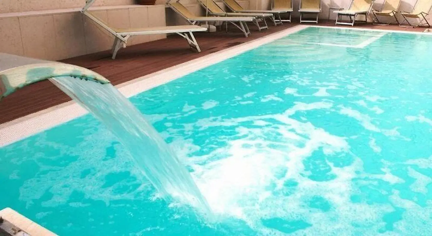 Hotel Villa Anthea OUTDOOR_POOL