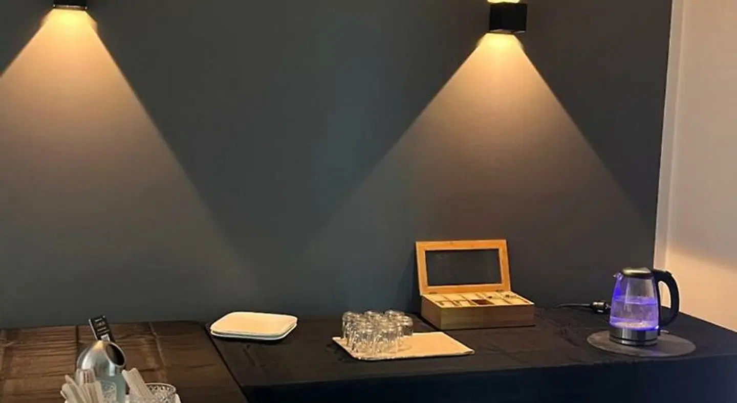 Checkinn Hotel Restaurant