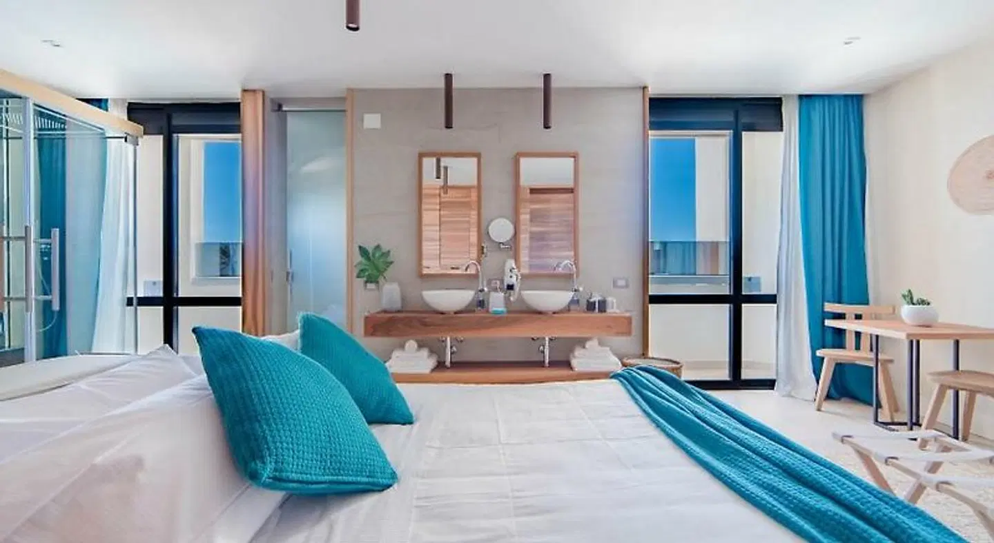 Cumeja Beach Club & Hotel ROOM_EXAMPLE