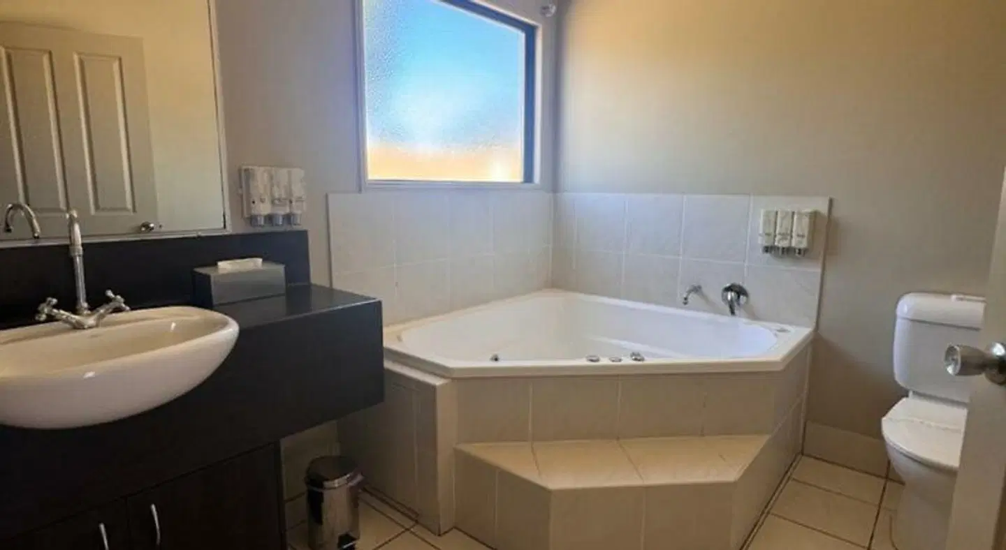 Best Western Bungil Creek Motel Badezimmer
