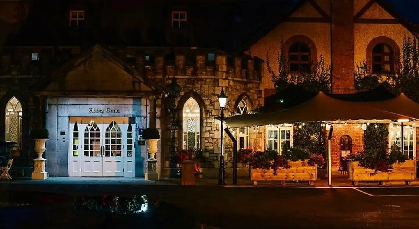 Abbey Court Hotel, Lodges & Trinity Leisure Spa EXTERIOR