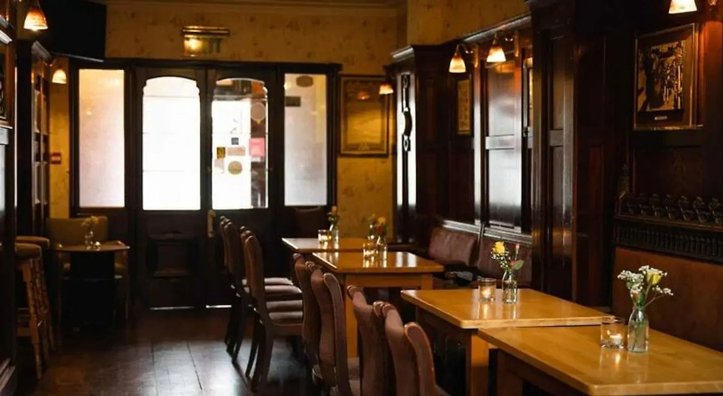 Arbutus Hotel Restaurant