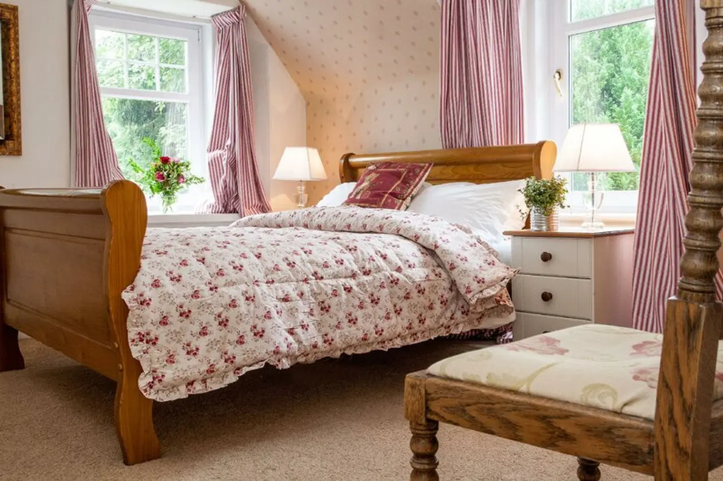 Eagle View Guest House ROOM_EXAMPLE