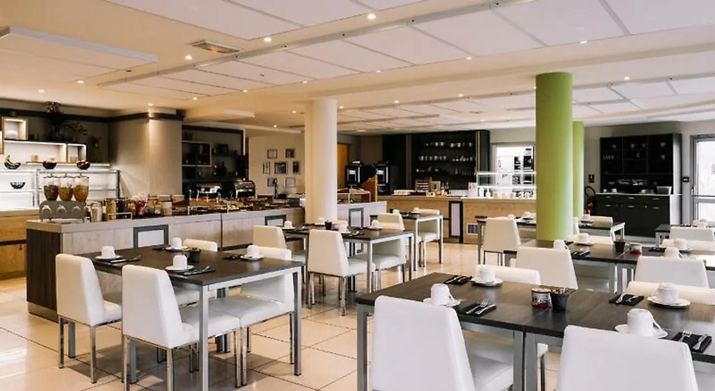 Costa Salina Restaurant