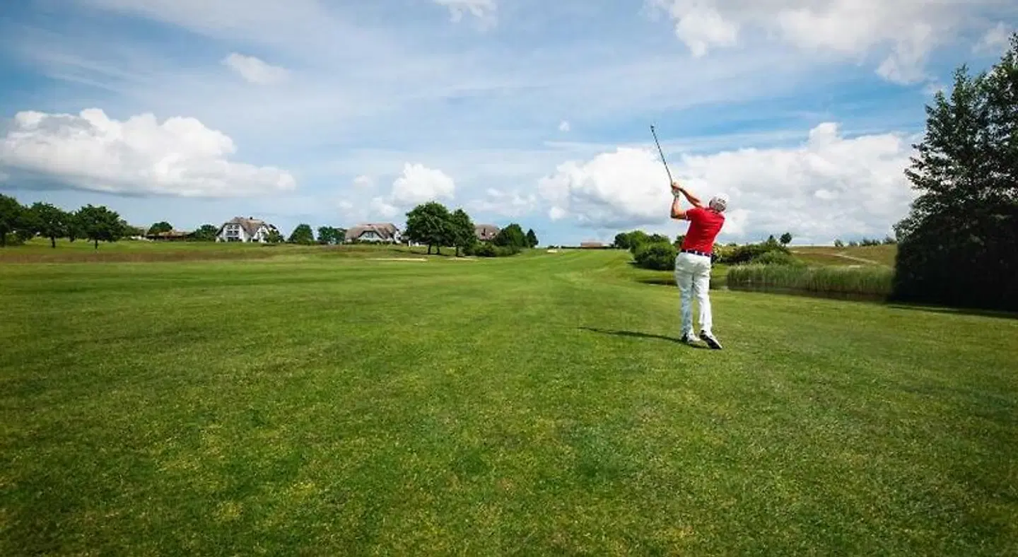 Balmer See - Hotel · Golf · Spa SPORTS_AND_LEISURE