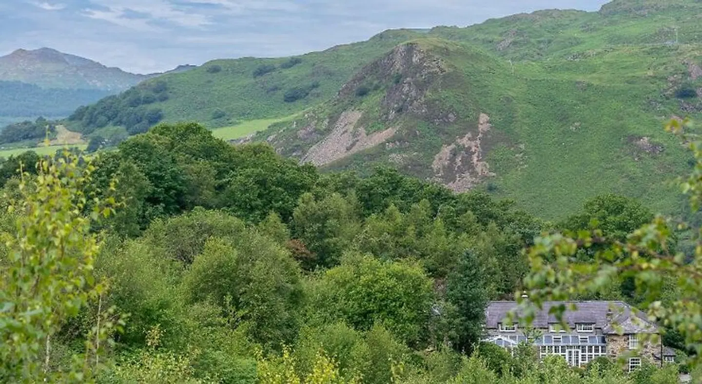 Sygun Fawr Country House LANDSCAPE