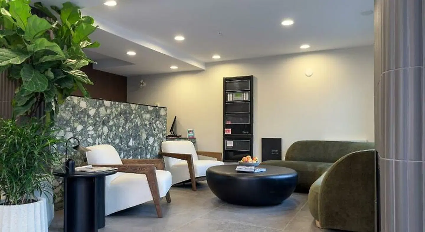 Ramada Inn & Suites Canmore LOUNGE_LOBBY