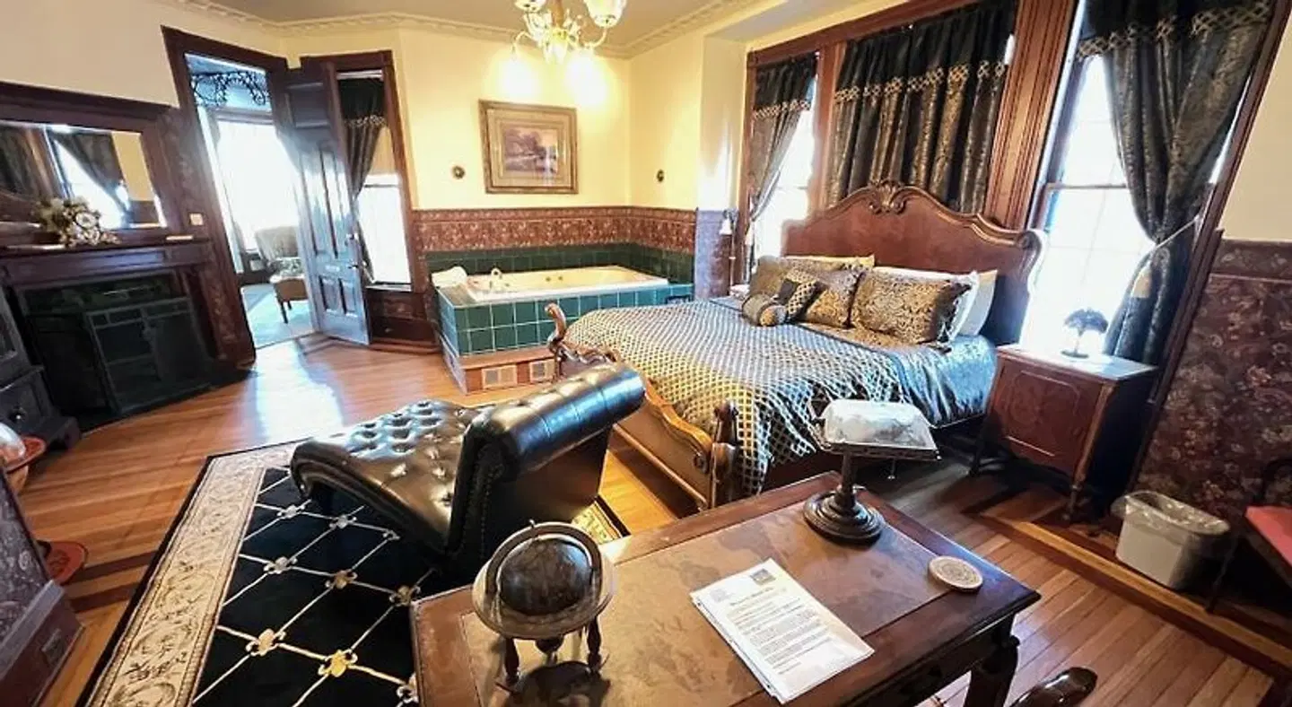 The Hancock House ROOM_EXAMPLE