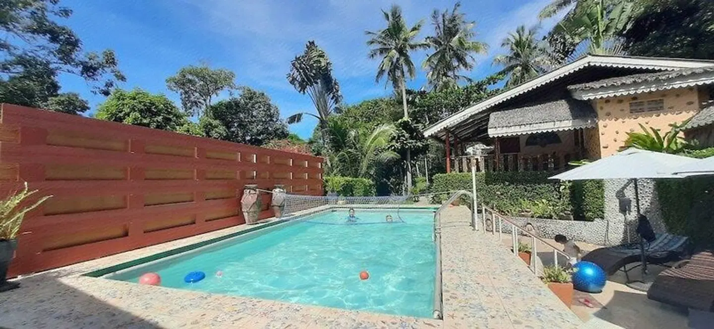 Macura Resort OUTDOOR_POOL