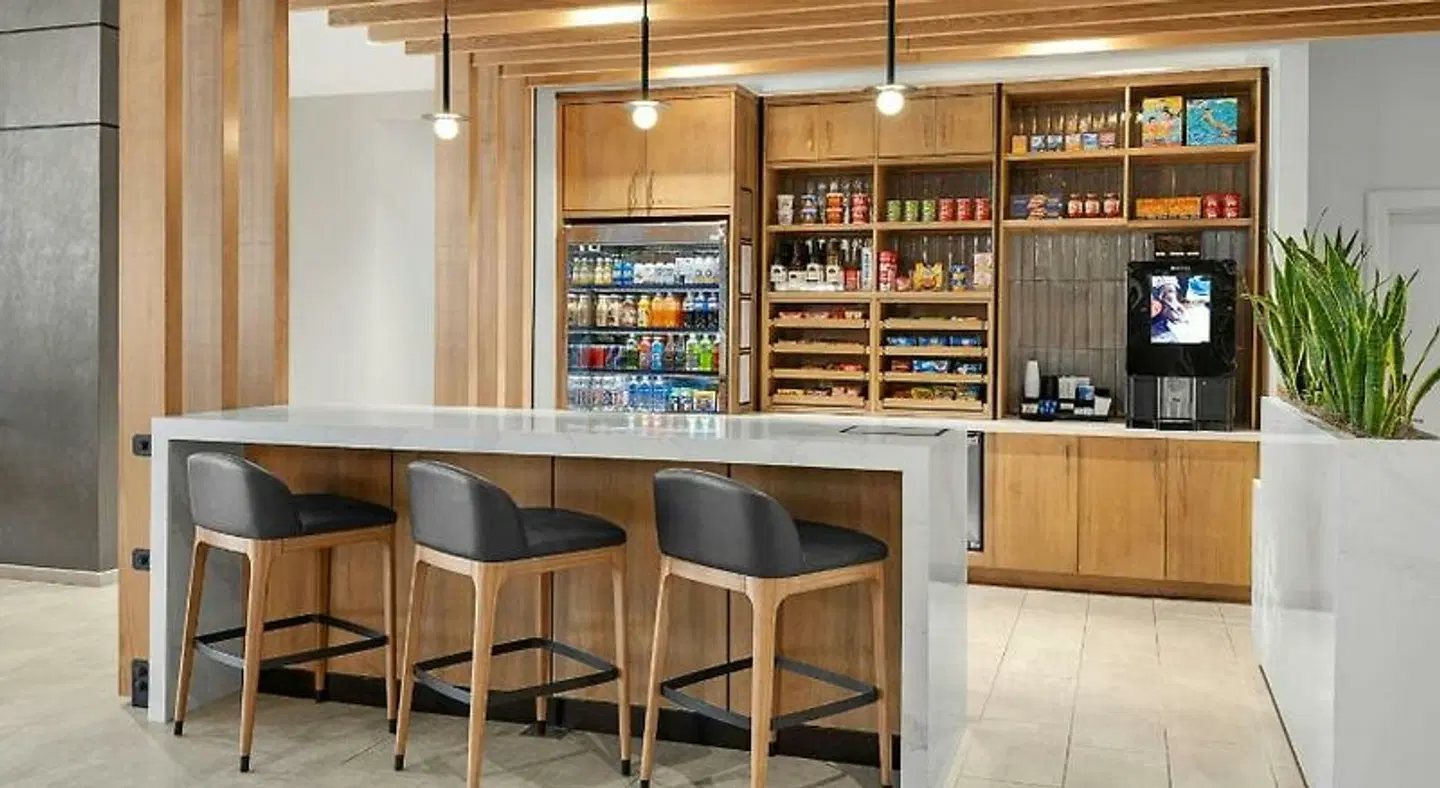 Sheraton Broadway Resort Villas Bar