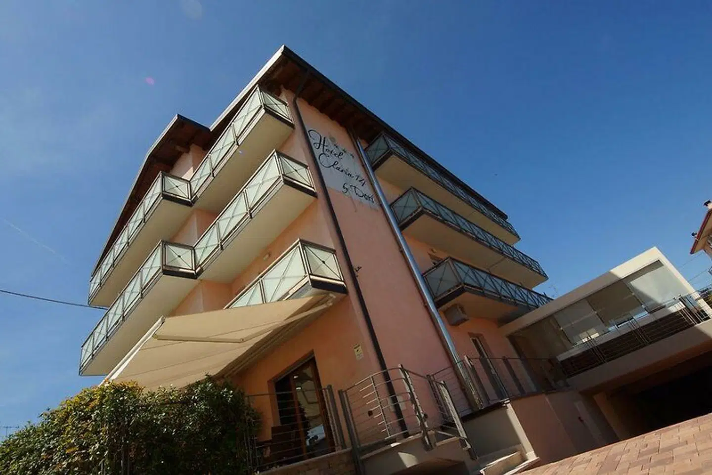 Hotel Clarin 14 by Dori EXTERIOR