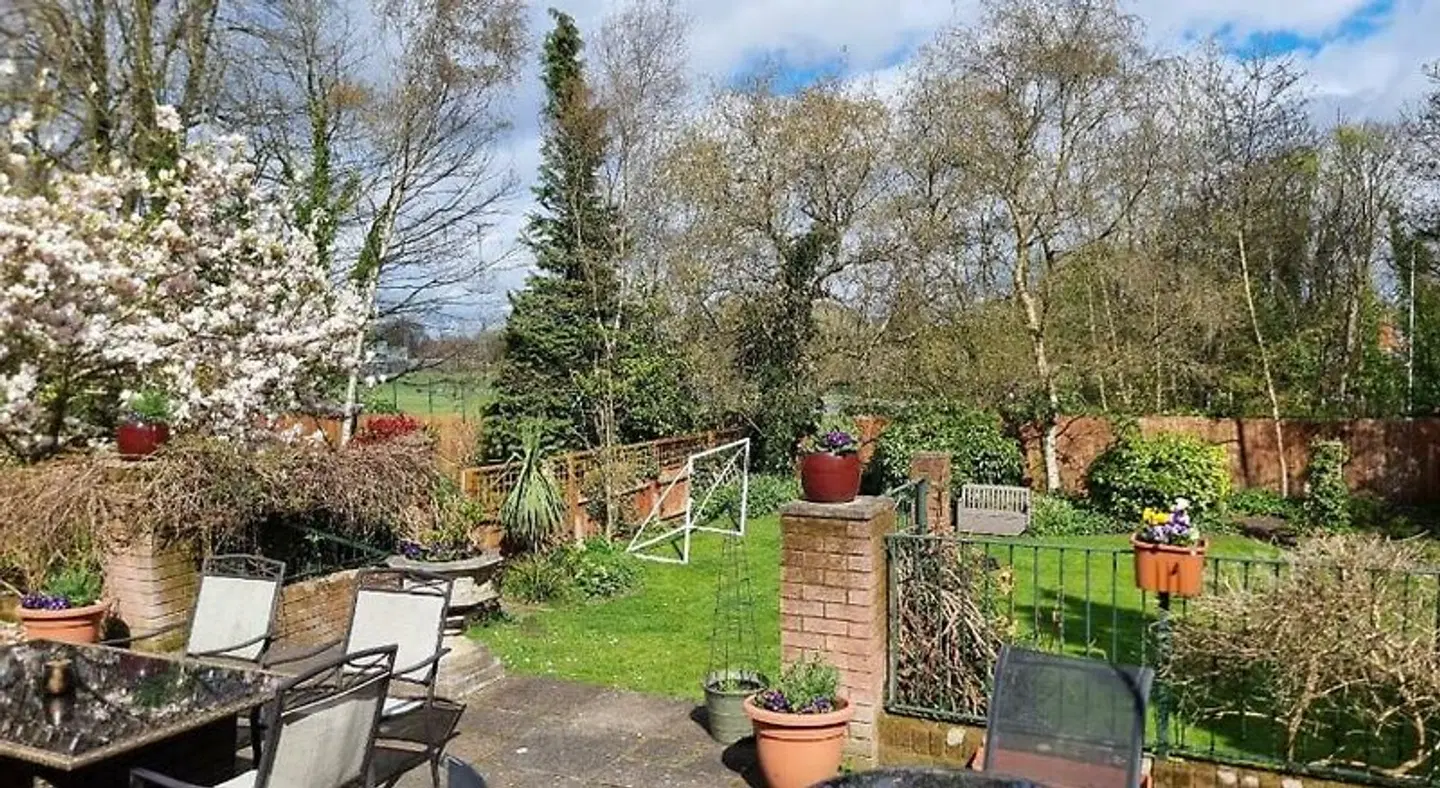 Westbourne Lodge Garten