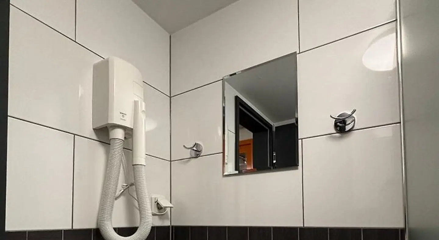 City Inn Magdeburg Badezimmer