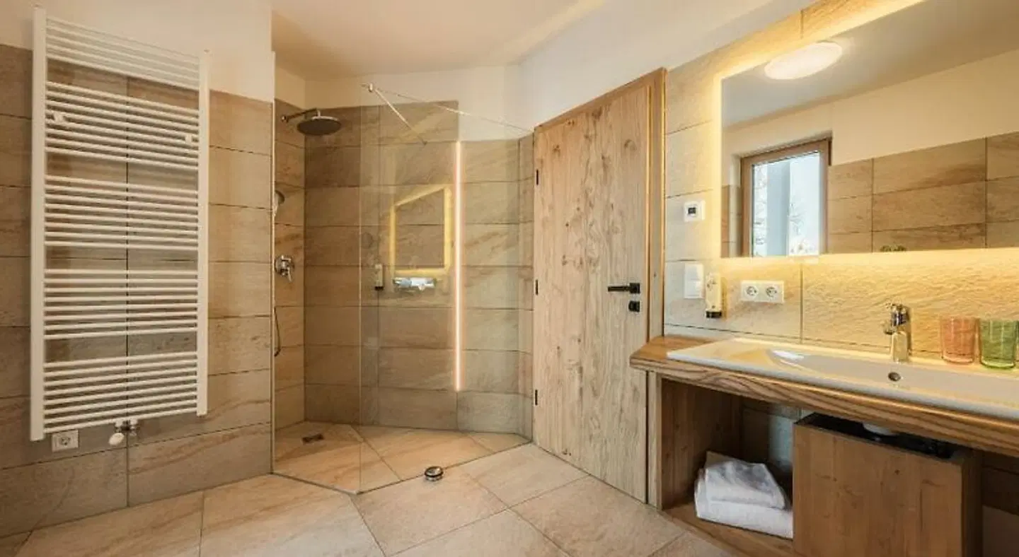 Lowen Chalets Badezimmer