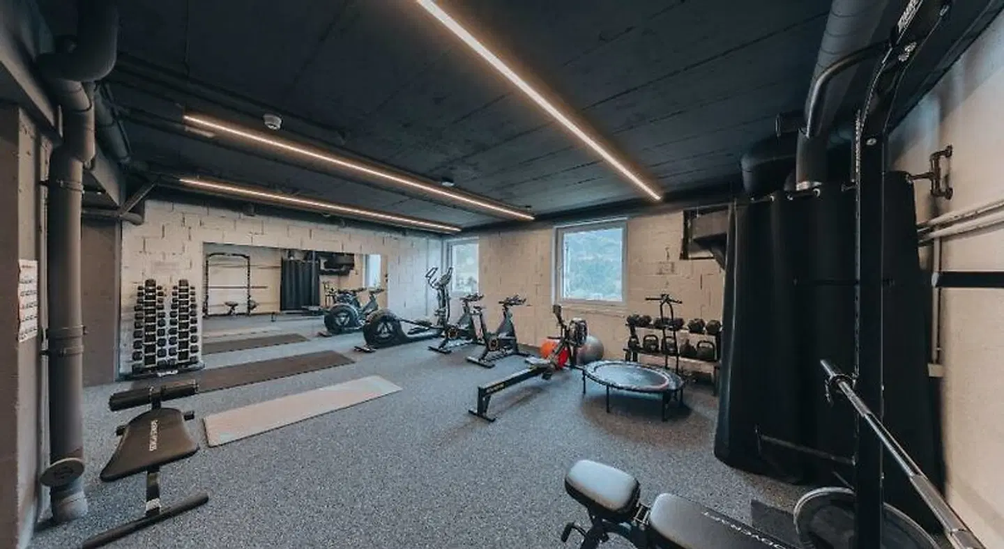 fairrooms SPORTS_AND_LEISURE
