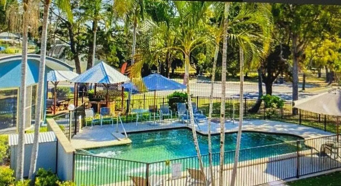 Rainbow Getaway Holiday Apartments OUTDOOR_POOL