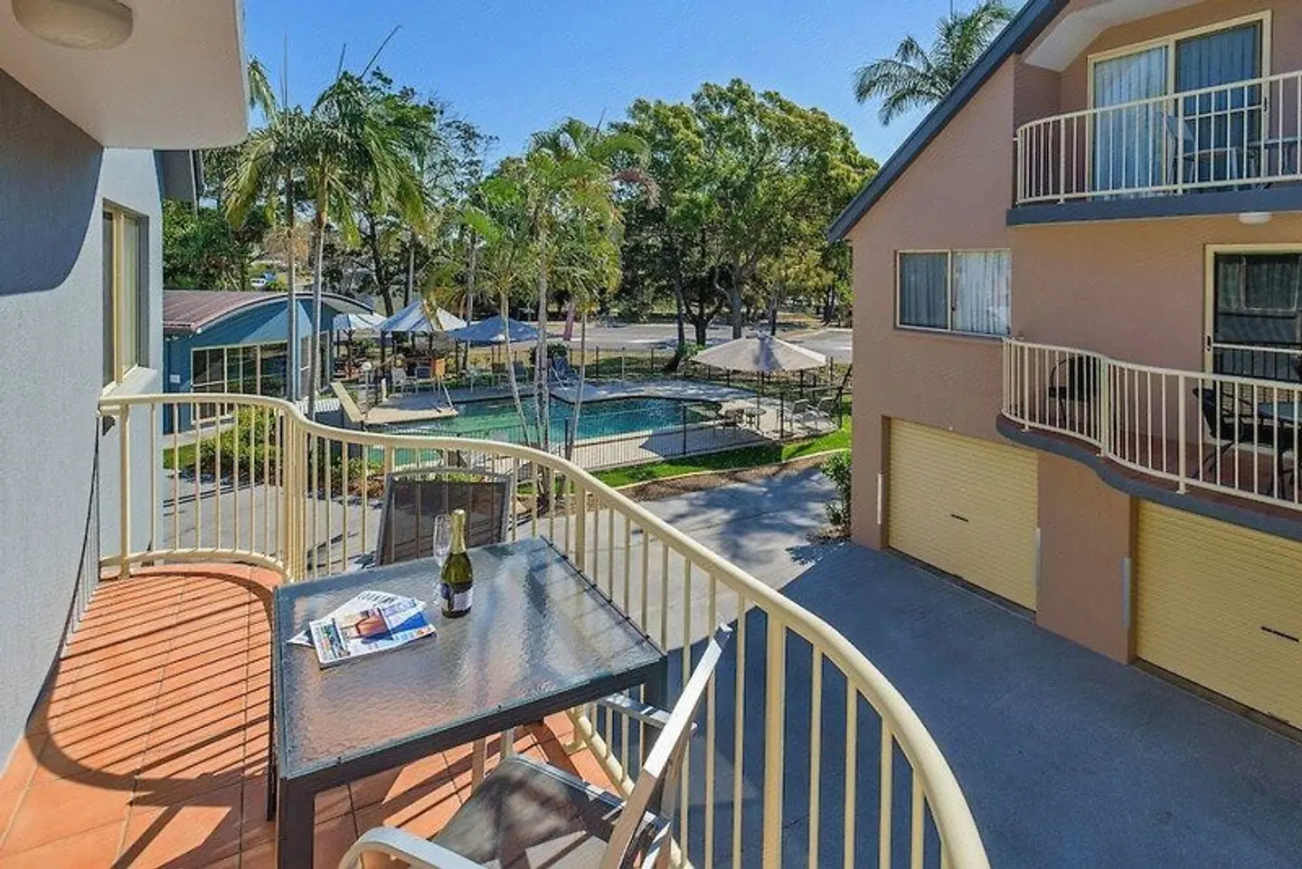 Rainbow Getaway Holiday Apartments Terrasse