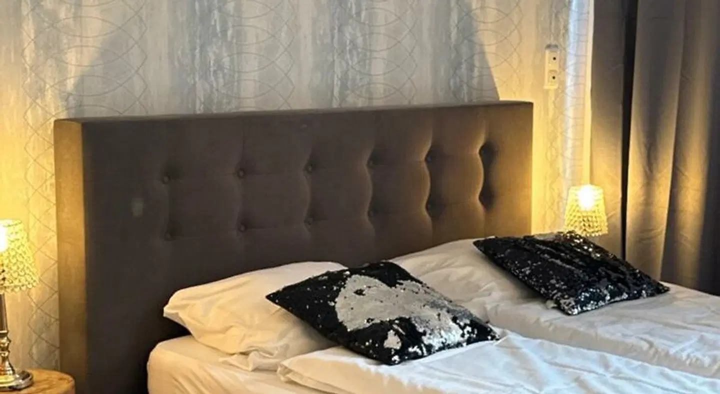 Six! Eat Work Sleep ROOM_EXAMPLE