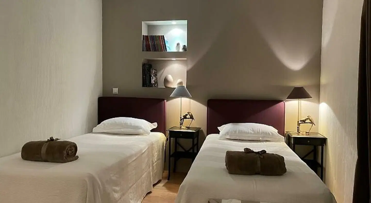 Domaine de Labarthe Cahors Maison d'hôtes / Guest House ROOM_EXAMPLE