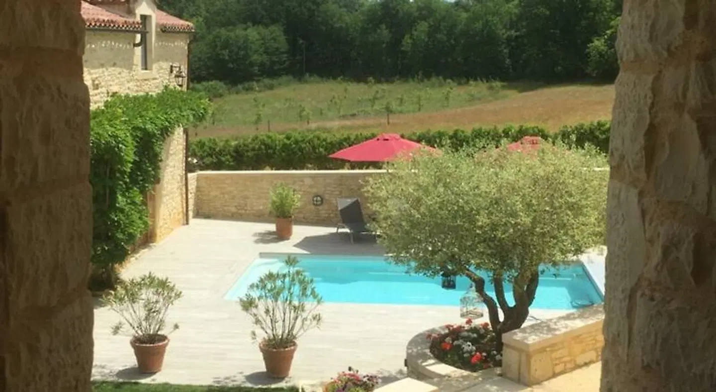 Chambres d'hôtes La Tour de Ginaillac OUTDOOR_POOL