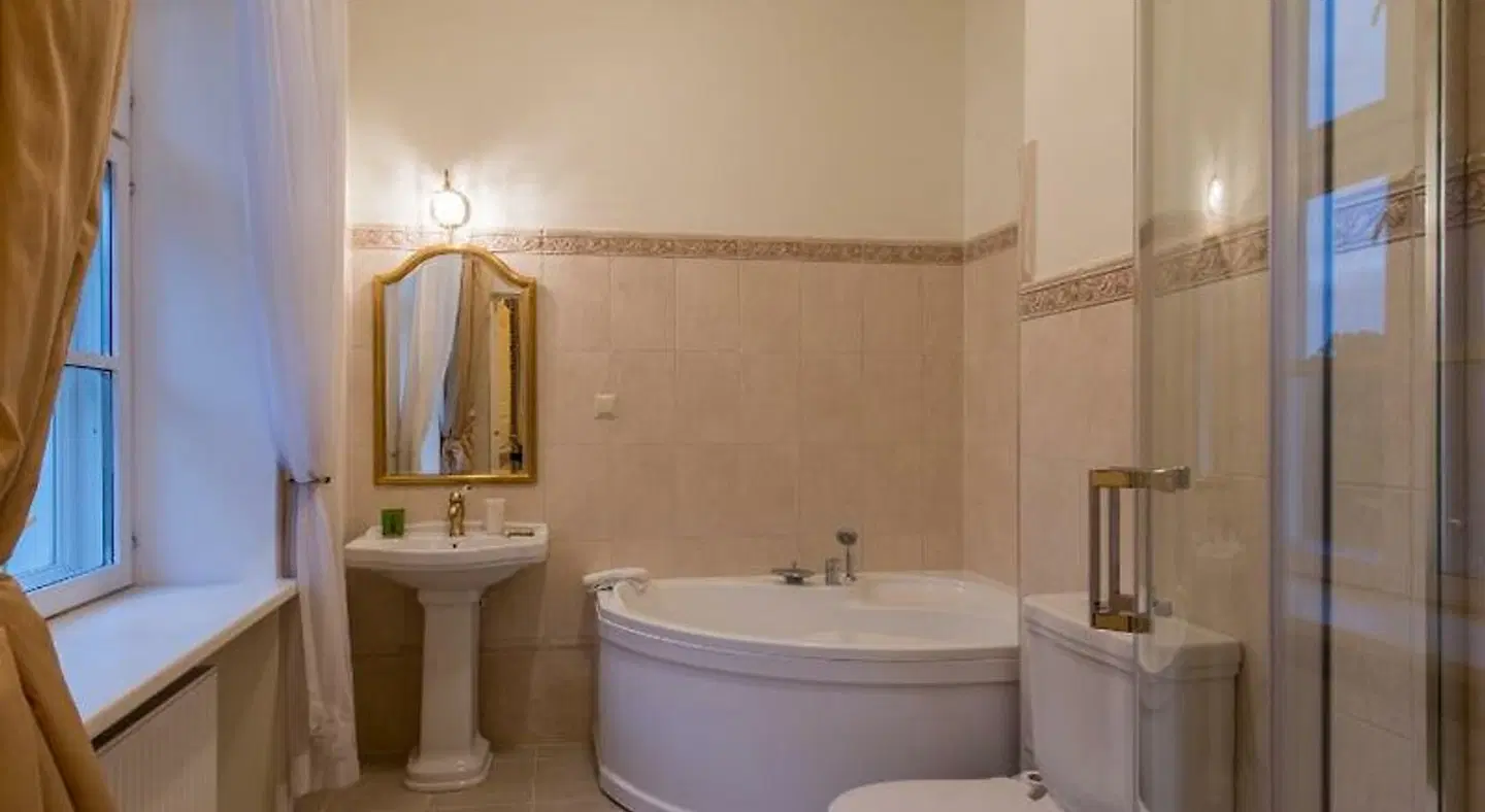 Kernu Manor Resort Badezimmer