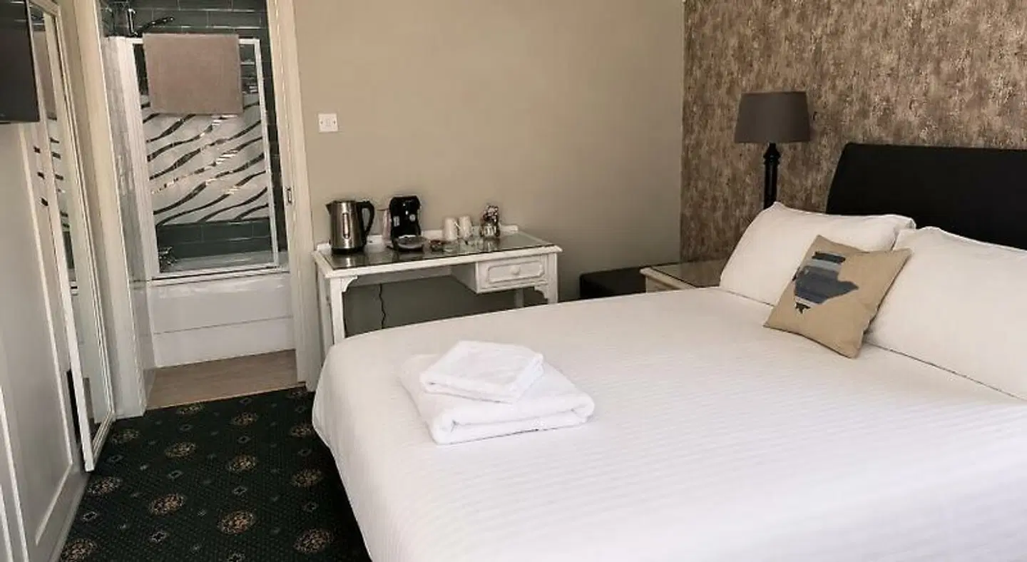 Holland Hotel ROOM_EXAMPLE