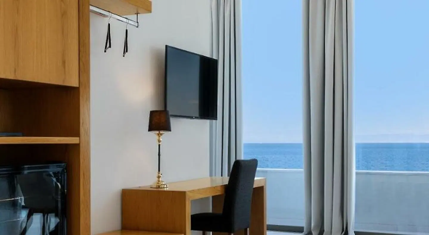 Mythical Coast Wellness Retreat ROOM_EXAMPLE
