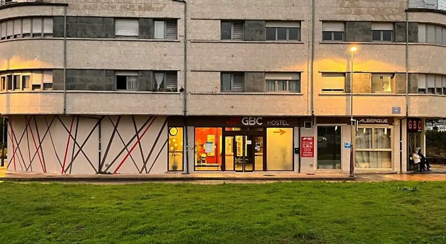 Albergue GBC hostel EXTERIOR