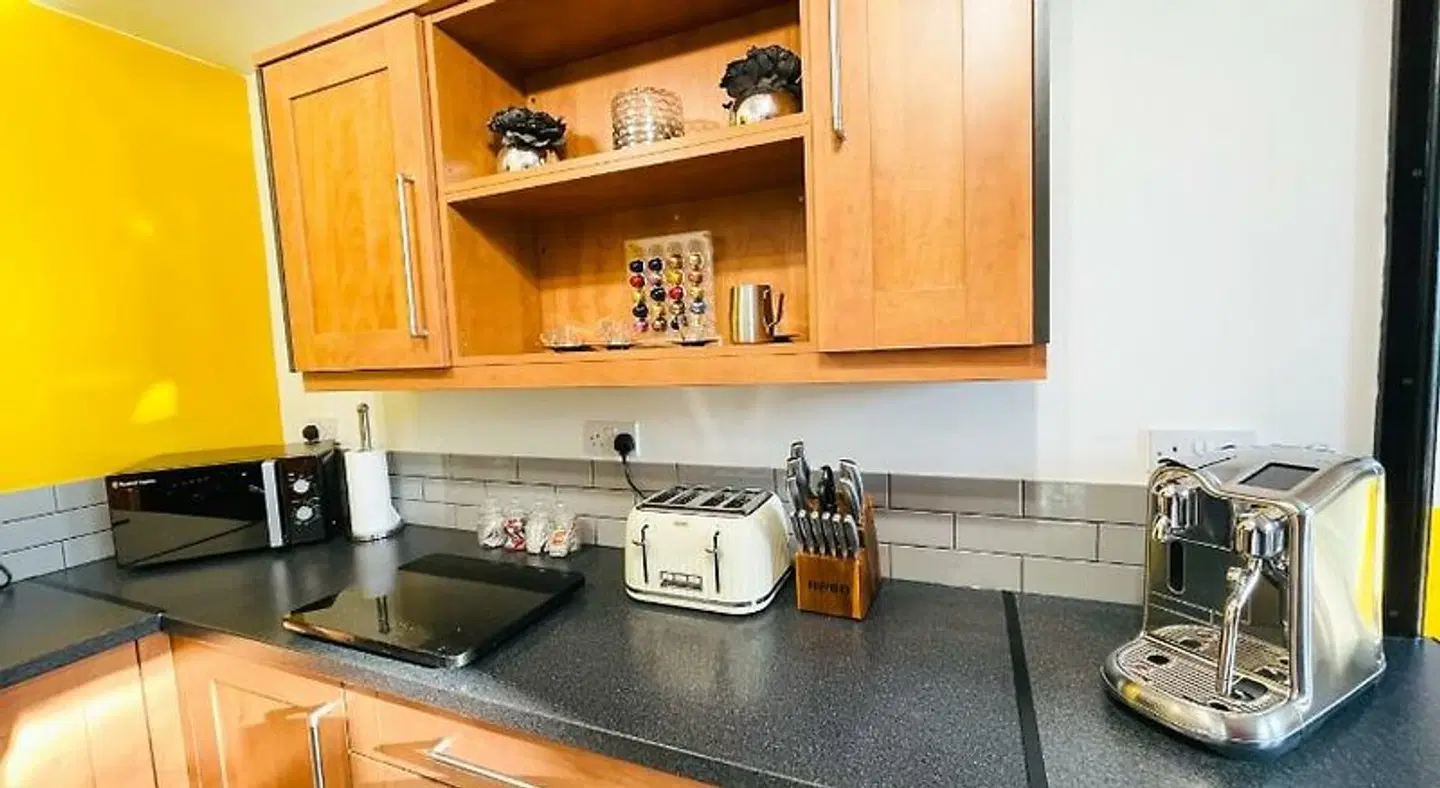 PHOENIX Executive Apartments ROOM_EXAMPLE