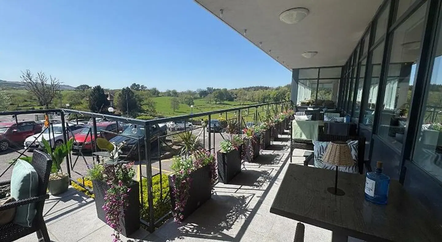 Westlodge Hotel & Leisure Centre Terrasse