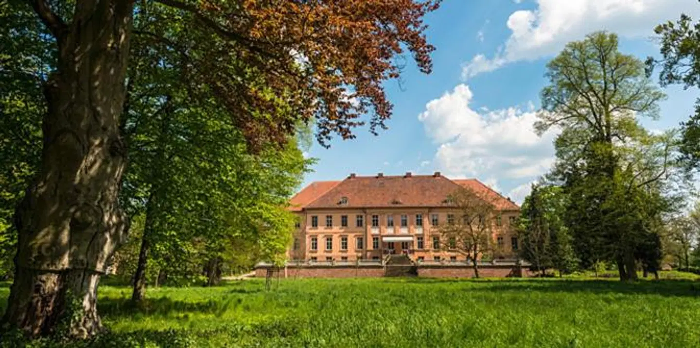 Schlosshotel Rühstädt Garni - Natur & Erholung an der Elbe EXTERIOR