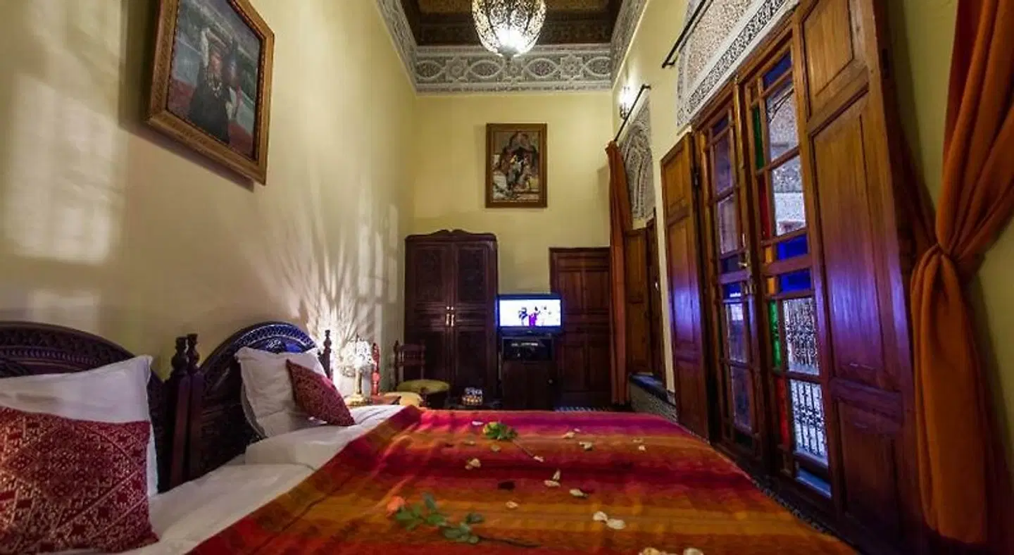 Riad Ibn Khaldoun ROOM_EXAMPLE