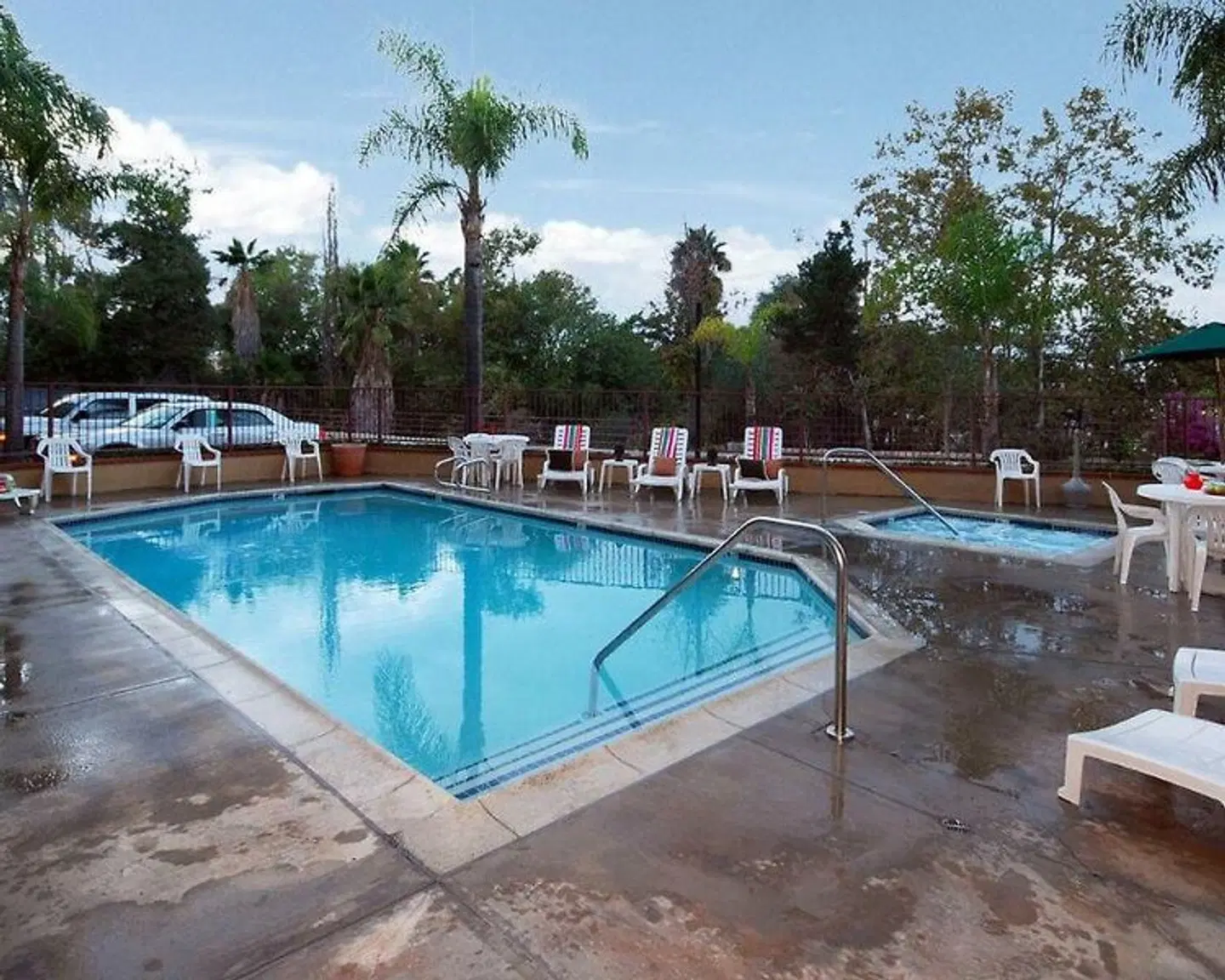 Tiller House, Laguna Hills, A Tribute Portfolio Hotel OUTDOOR_POOL