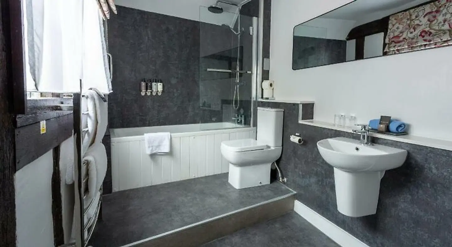The Swan at Lavenham Hotel & Spa Badezimmer