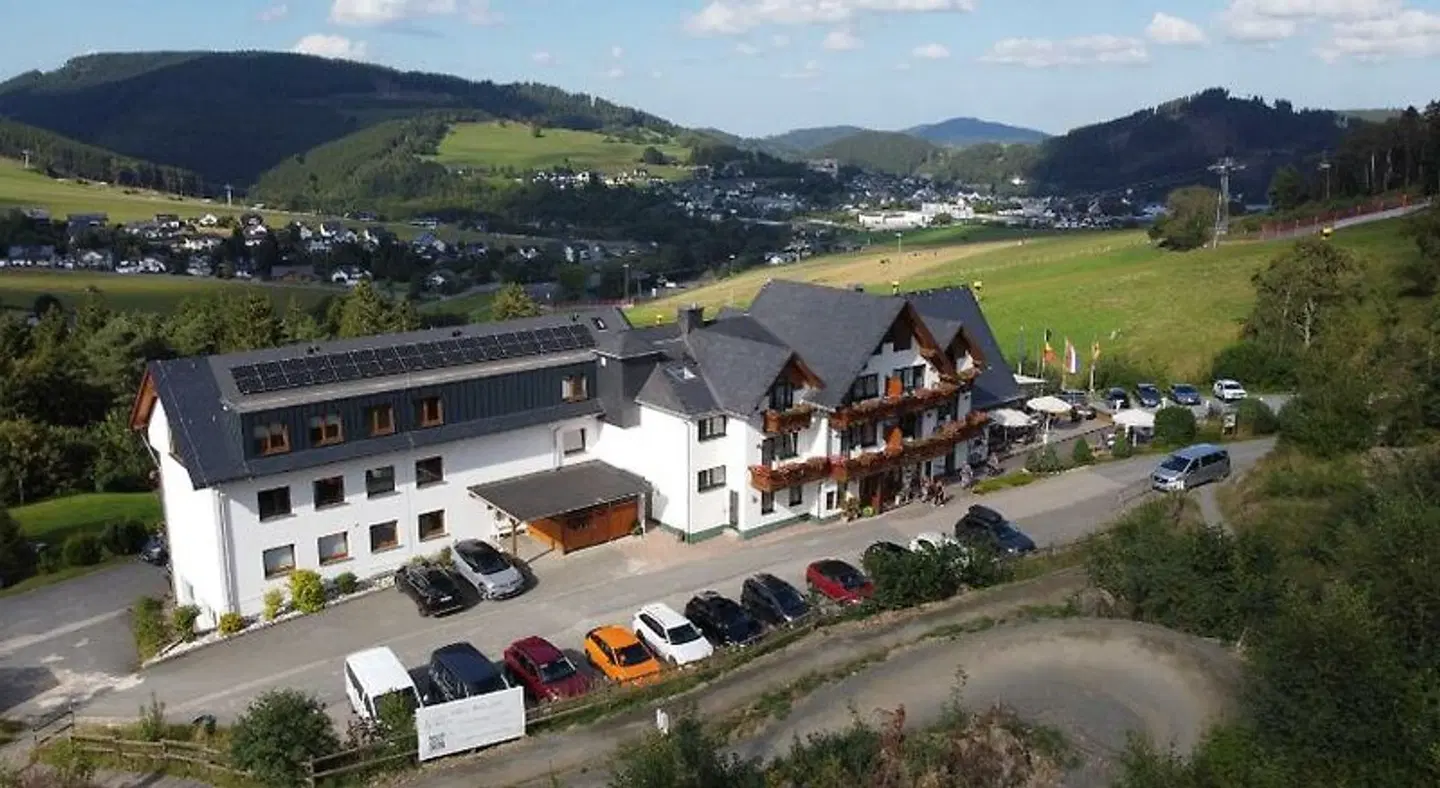 Wald Hotel Willingen EXTERIOR
